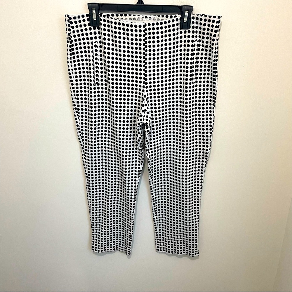 CHICO'S 𝅺Ankle So Slimming Slim Leg Black White Polka Dot Pants 2.5